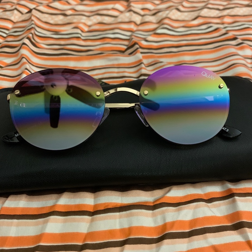 Quay Farrah Sunglasses